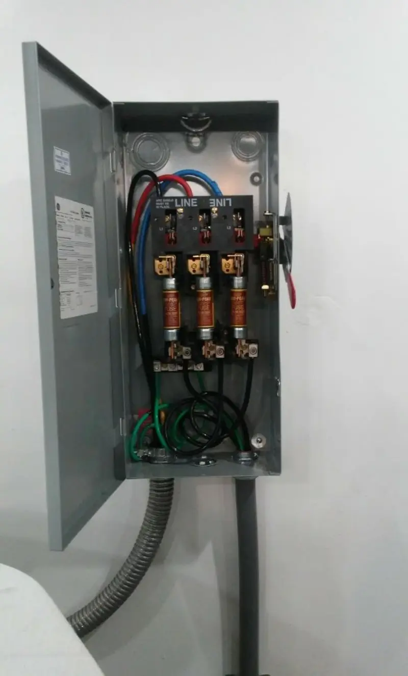 Three-phase disconnect switch installed for Electrical Wiring & Rewiring in Shoreline